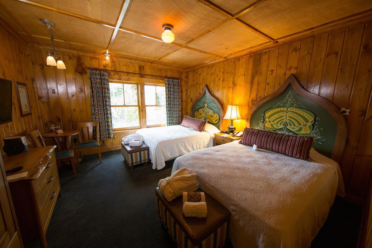 Hotel Mcmenamins Old St. Francis School Bend Esterno foto