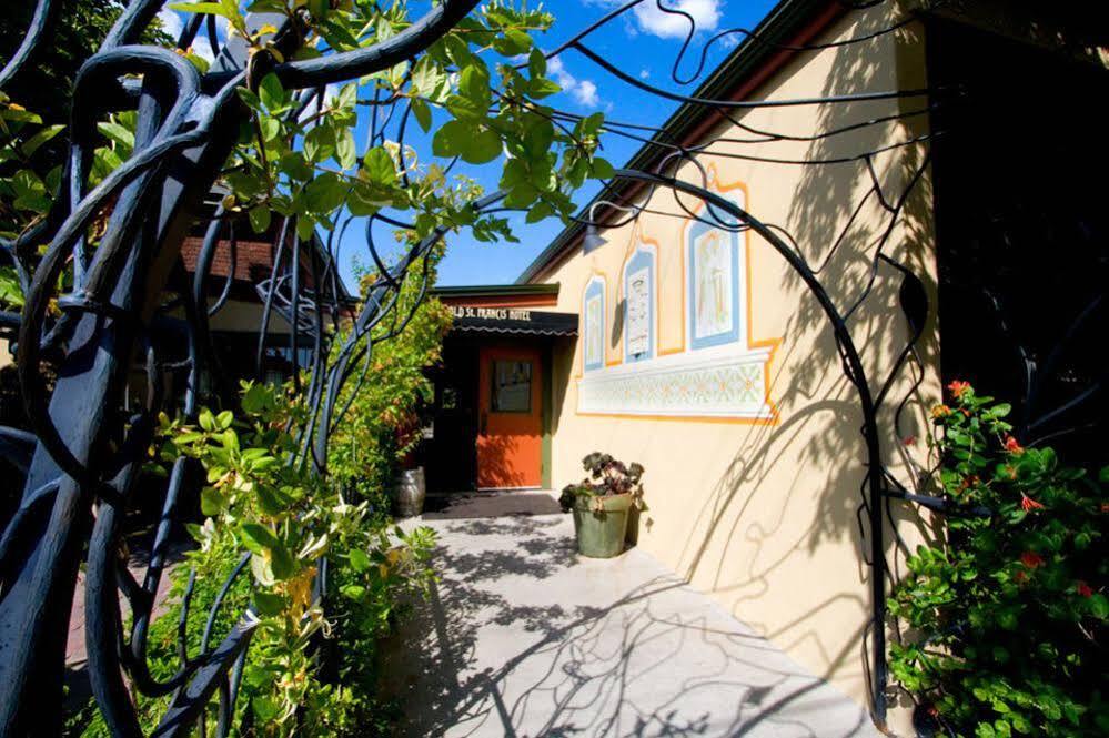 Hotel Mcmenamins Old St. Francis School Bend Esterno foto
